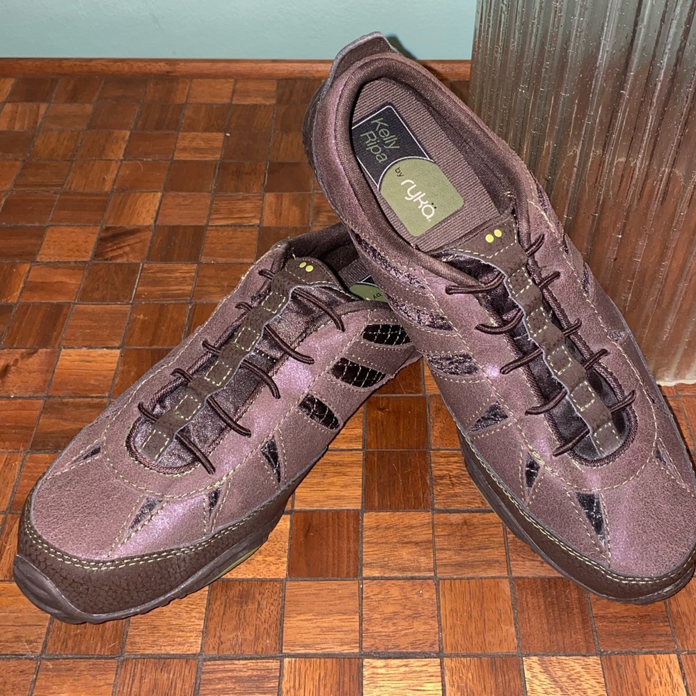 Ryka by Kelly Ripa walking sneakers
